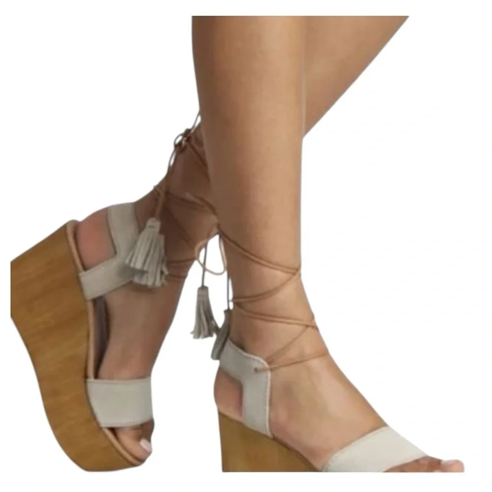 Steve Madden Shannon Suede Leather Tassel Ankle Tie Wooden Platform Wedge Size 9